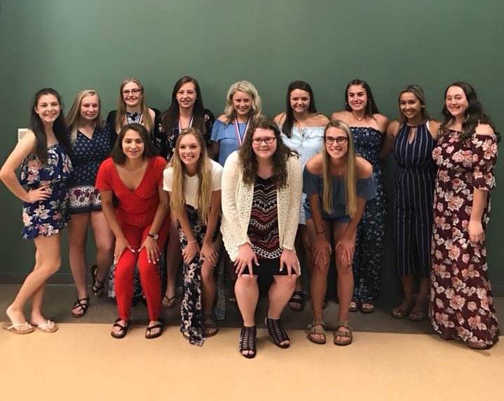 GFieldSoftball's tweet photo. Thank you to all the girls and their parents for an amazing season! Best of luck to the seniors! We love you! 💛💚 https://t.co/j9NrvJbGMM