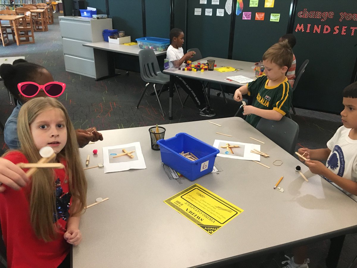 STEMinspired's tweet photo. #wilburinspired innovators traveled for #worldcruiseday to Italy to make a tall tower of Pisa, to Sweden to make a Viking catapult, to Egypt to make the pyramids, and Australia to make the Sydney Harbor bridge! #techcsd @daniasmus @DavidOstheimer https://t.co/9a0pkJog5M