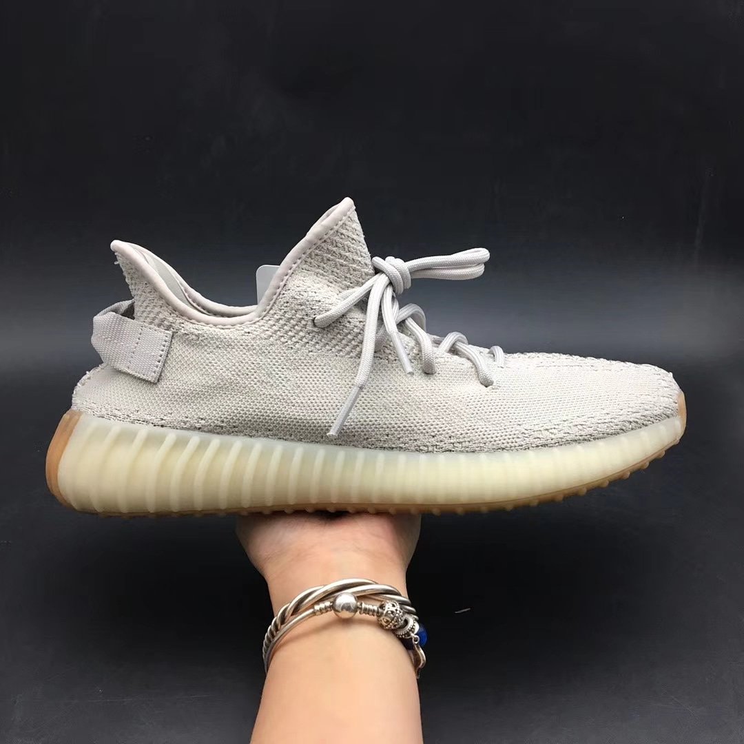 devinkicks1's tweet image. Yeezy Boost 350 V2 Sesame

#Kicksonfire #Sneakgallery #Kixifylife #kickstag #Kickfeed #Sneakershouts #Sneakerspics #Kicks4eva #kicks #yeezykicks #yeezy #yeezys #yeezymaker #adidasyeezy #yeezyboost350v2 #yeezy350v2 #sesame #yeezysesame #yeezy350v2sesame #yeezyboost350v2sesame