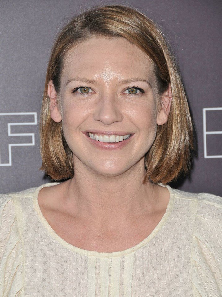 claramjAnnaTorv's tweet photo. Happy Birthday #AnnaTorv you make thousands of people happy everyday with your talent and your smile, thank you for being so real and for just being you! Love you always!! 🥰May you have many many more happy birthdays to come! Oh and June 6th was mine! https://t.co/AE9UCYvx3R