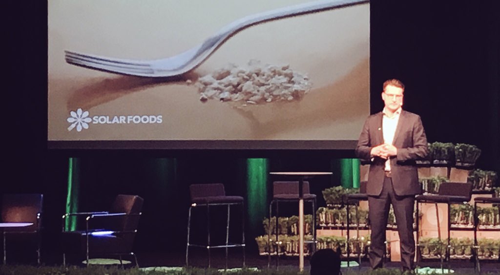 LauriReuter's tweet photo. This year @Solar_Foods will produce one kilo of protein per day - out of thin air. Electricity is the new primary energy and now we can turn it into food too! @VainikkaPMJ at #swefoodtech. #CellularAgriculture #FutureFood https://t.co/nji9O0YCz8