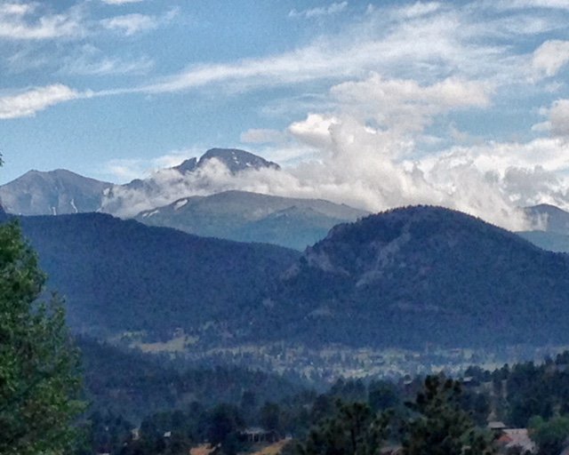 cypherdecrypt's tweet image. The clouds hug the mountains and cry the tears of life~

#Satori,#Crypto,#Cryptoflow,#cypherdecrypt,#BlueandGreen 🌧️🌿🌧️