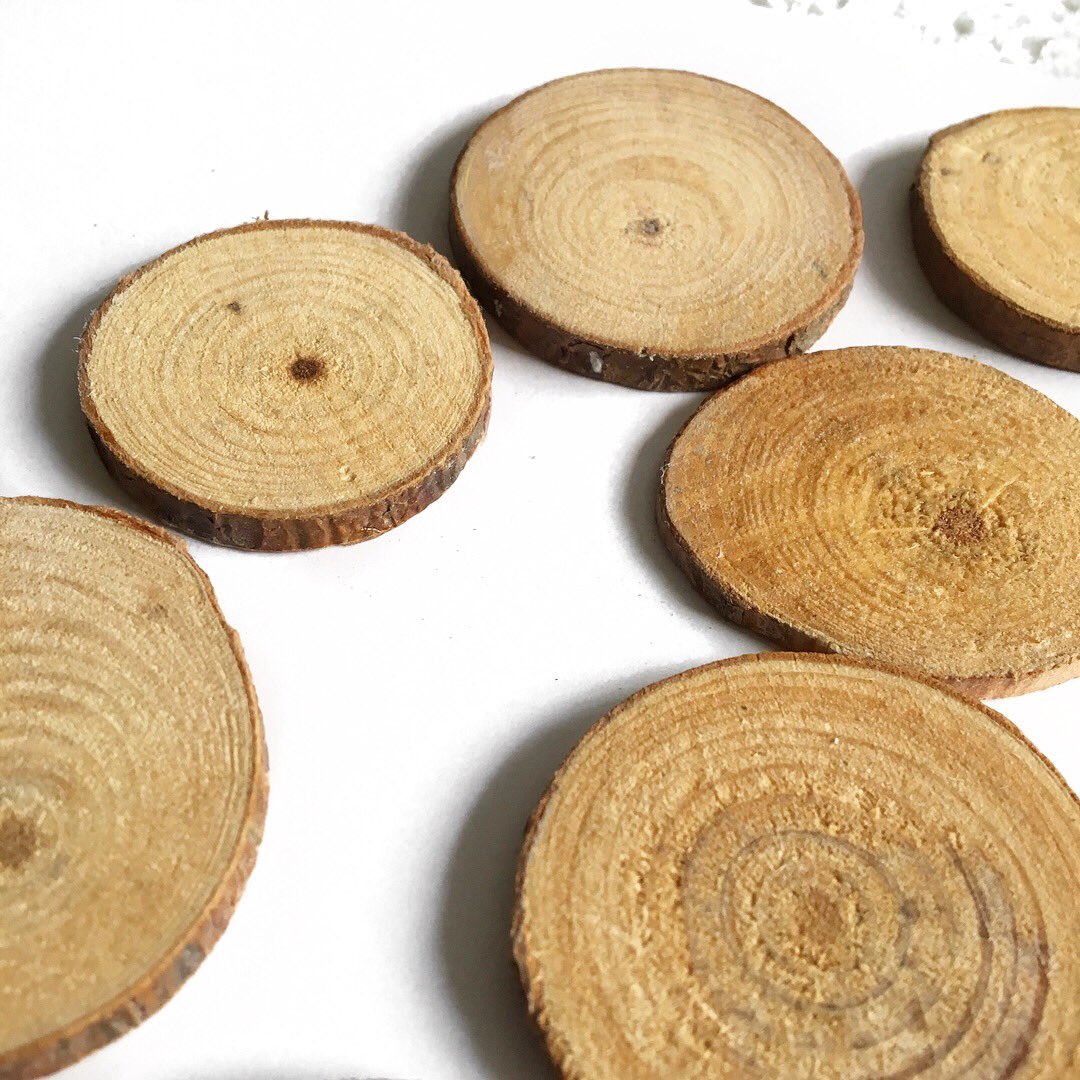 kfgifts's tweet photo. Working on a big bridal order this week! 🍃✨ #wedding #weddingwisdom #weddingaccessories #rustic #wood #eco https://t.co/Kn3fKDoeNK