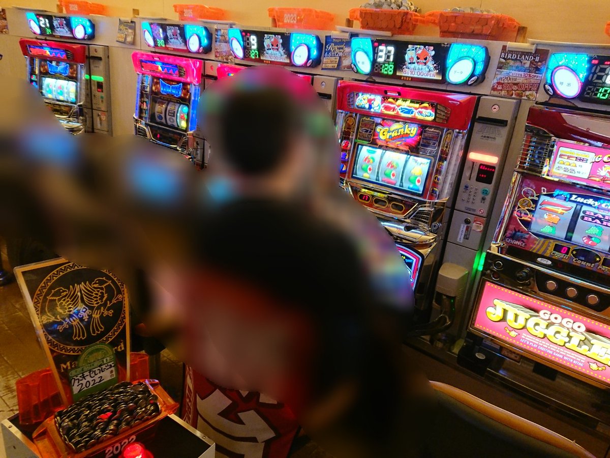 必勝本関西 四国調査隊 Sur Twitter 6 7 木 マジックバード２ 玉造店 Zukyun Bakyun Dokyun の取材にきたぞ 稼働率は４割ほど 1fフロア 2fフロア共に各種盛り上がりを見せている ただ 埋もれている台も多数ある印象なので この後の時間まだまだ