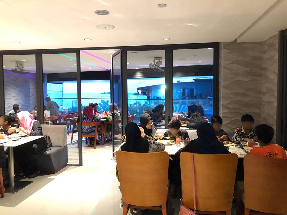 ARC_maldives's tweet photo. ARC is happy to announce that the annual Roadhaveellun for 47 children living at #KudakudhingeHiya has been held yesterday at @MaagiriHotel. On behalf of the children, ARC thanks #ChevalBlancRandheli for the wonderful evening #ShelterSupportProgramme @min_gender https://t.co/LO4IH4AGN3