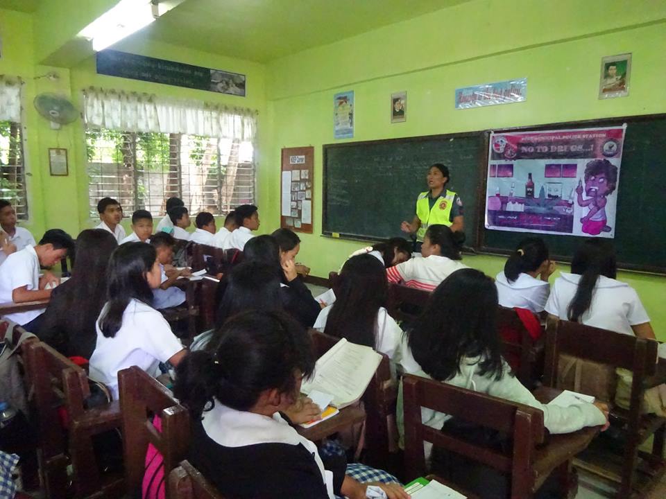 OPOLMPS's tweet photo. #SCHOOL VISITATION
CONDUCTED AWARENESS LECTURE RE: RA 9165 to grade-9 students (Turquoise) of ONSTS https://t.co/LLDcw55hoJ