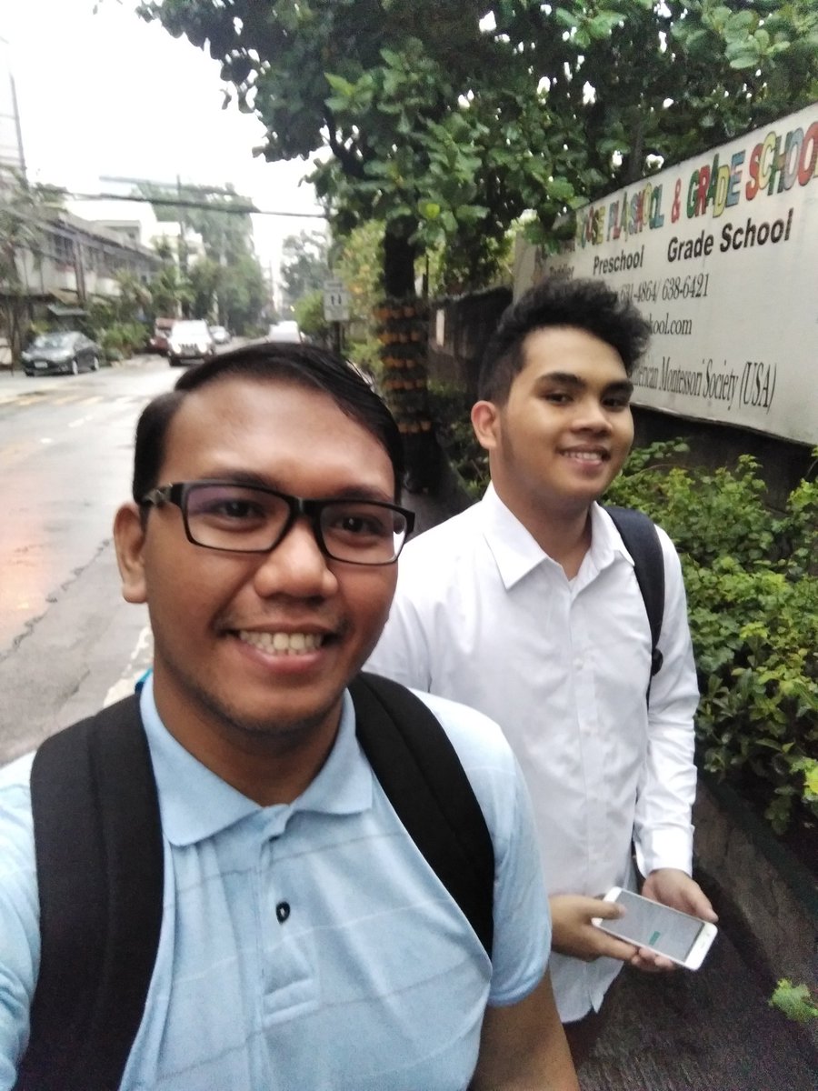 lechaperone's tweet photo. This guy aced that job interview and exam! ๐ช #August99 https://t.co/6msTkeEF1v