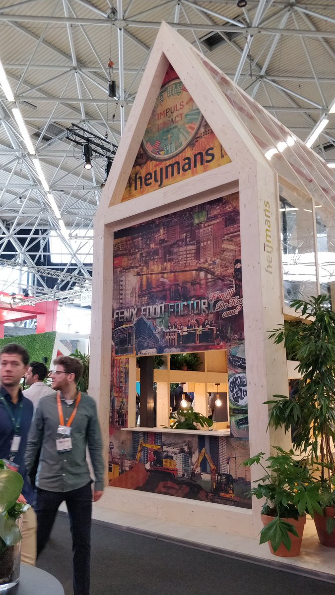 Samuli_Nasta's tweet photo. Real estate investments, occupiers and street culture at #provada2018 https://t.co/ecgiNjNFKi