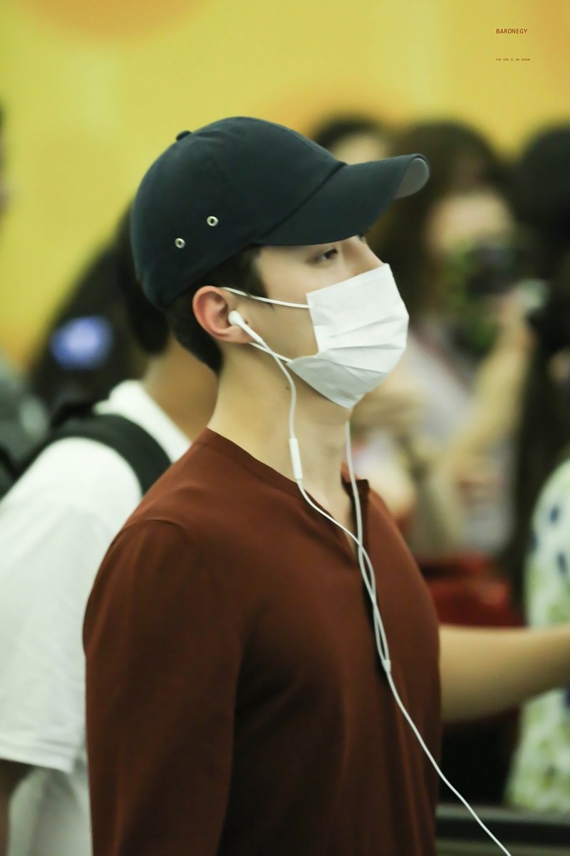 negiji1992's tweet photo. I'm in love with your body 💙 #세훈 #SEHUN https://t.co/Rcuh645zrb