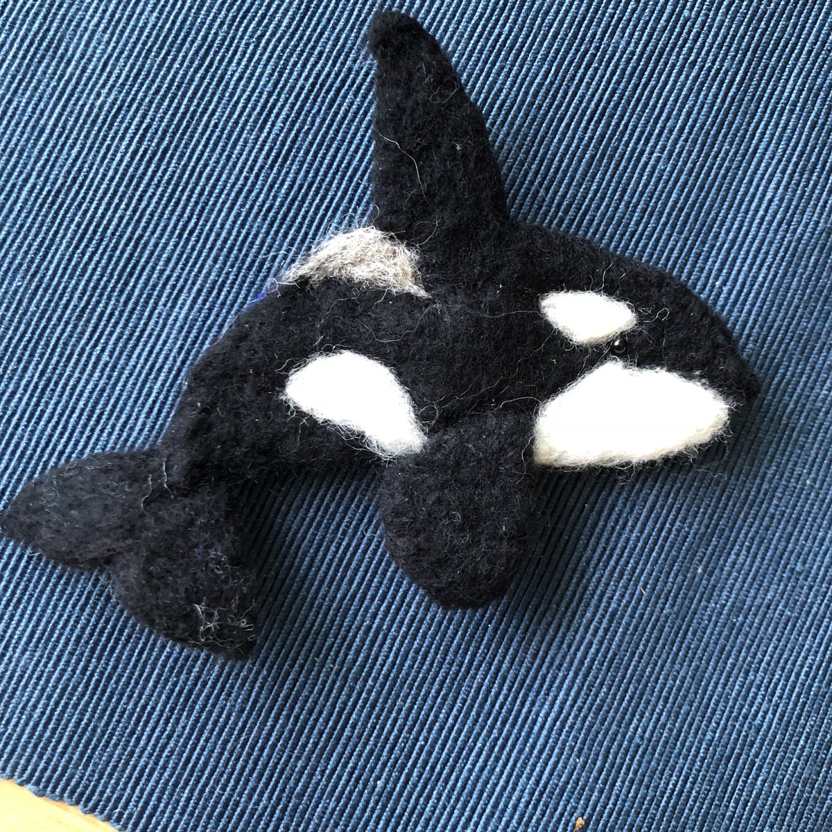 おやこkujira オルカふりーく感謝御礼 A Twitter シャチブローチ シャチ シャチと夏の日展 羊毛フェルト Orca