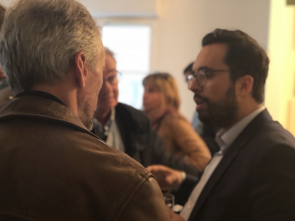 ebothorel's tweet photo. Merci @mounir pour ce temps avec @EnMarche22 à #Lannion. Prenons date pour renouveler autant que de besoin, mais surtout que de plaisir. https://t.co/MQ9KQVE3gn