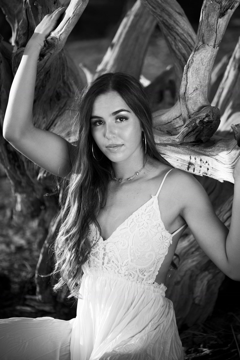 elisemartinii's tweet image. well it’s about time✨ #24hoursleft