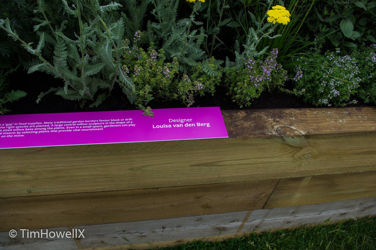 TimHowellX's tweet photo. #RHSChatsworth #LongBorders this one by Louisa Van Den Berg was the overall winner https://t.co/IVorke8lsG