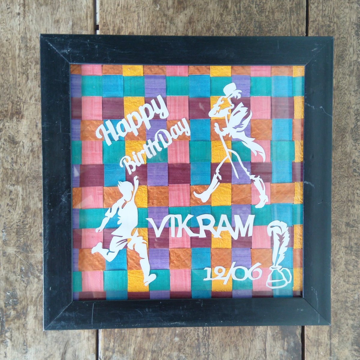 Paper cutting and craft frame for birthday..
ART CODE: ABCBB40
SIZE: 11×11
COLOUR: BLACK
#papercuttingart #PaperCutting #paperartist #paper #crafts #CraftPaper #wallframe #HomeDecor #handcrafted 
www. instagram.com/abcreativebox
WA: 9618481518