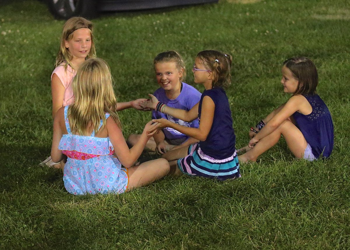 sportingtimes's tweet photo. Little Sallie Walker must attend every little league game and cheerleading event… @PGPT27 post game show.. https://t.co/a69zPX19N5