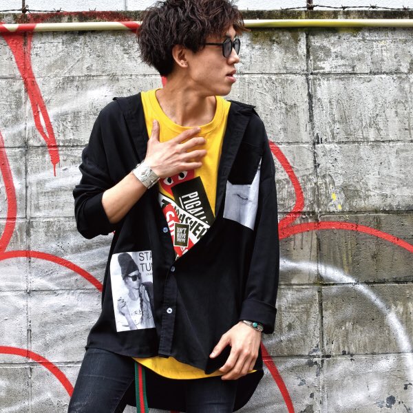 COLORS_daimyou's tweet image. .
.
Style Sample
.
Shirt
¥9.800-
.
Tee
#TWOANGLE
¥5.000-
.
Pants
#BlackbyVANQUISH
¥15.500-
.
Socks
¥1.600-
.
#COLORS大名店
福岡市中央区大名1-2-52
.
TOPのURLから購入可能!!!
@COLORS_daimyou