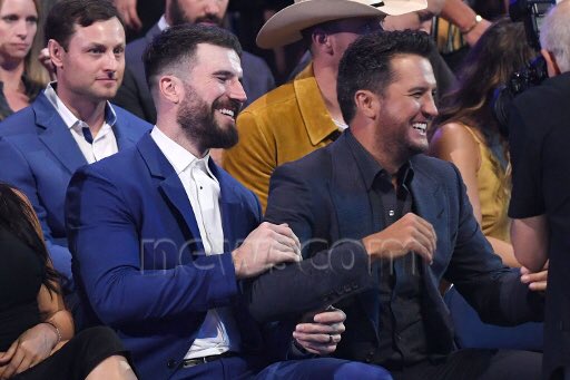 alwaysteamluke's tweet image. A new bromance is forming isn’t it