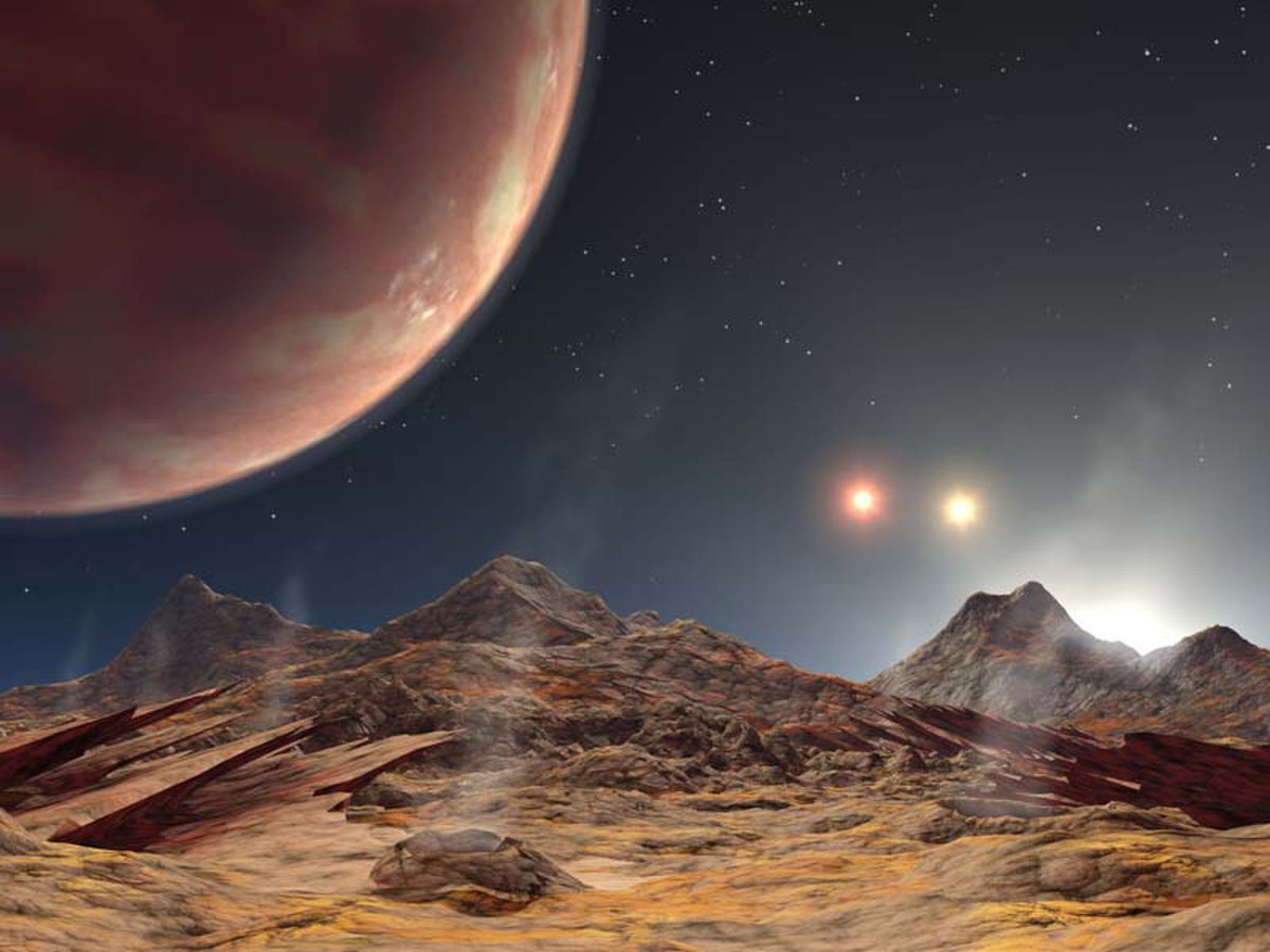 AAOMacquarie's tweet photo. We used to think planets around binary stars would not have stable orbits, but now we're not so sure... https://t.co/qOkNfav1GX #askAAO ^SDR https://t.co/3w6R1j47Ua