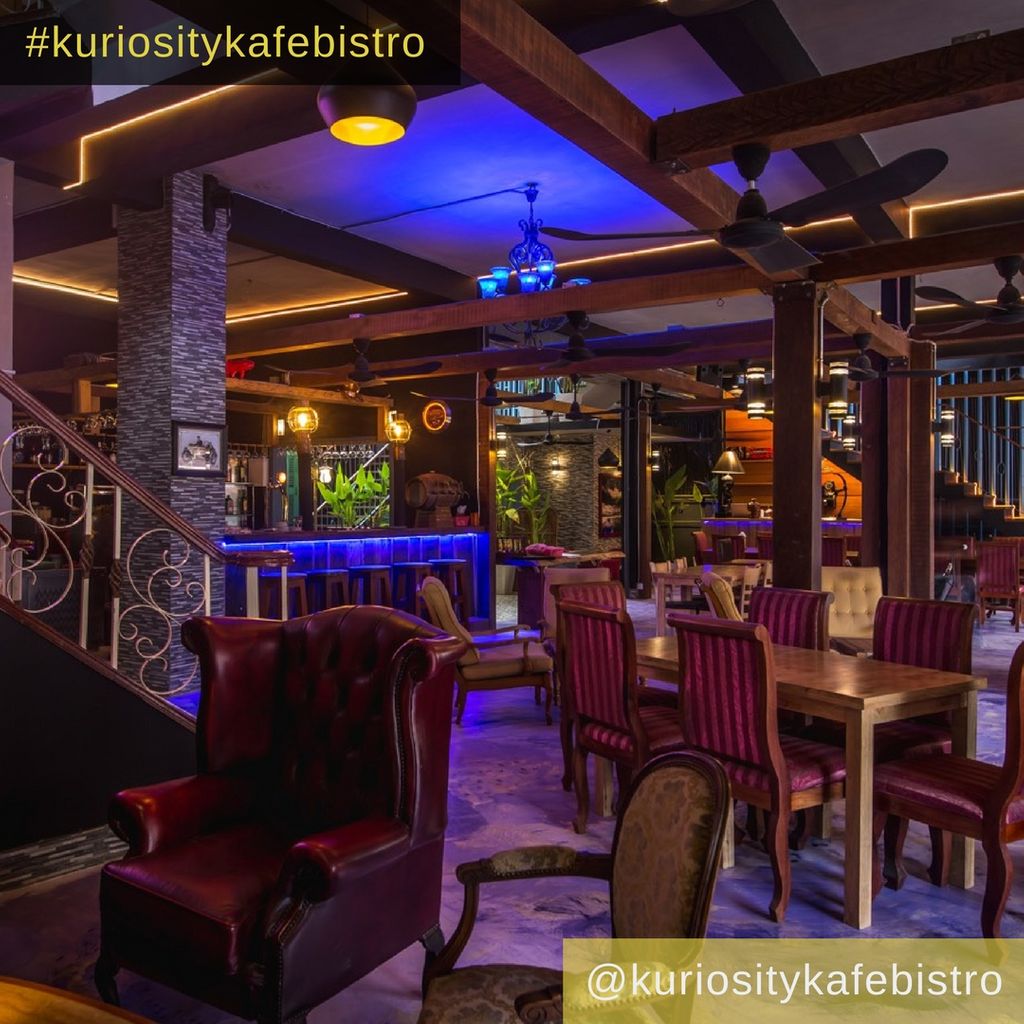 kuriositykafe's tweet photo. For reservations please call +855 77 33 66 55 for info visit https://t.co/KIgWUUojpN.
 
Taking pictures? We’d love to see them. Tag your images using #kuriositykafesiemreap. 

#kuriositykafe #siemreap #kampuchea #bistro #soksanroad #kuriosity #kafe #BelgianBeer #cambodia https://t.co/DCiAFXQ0zl