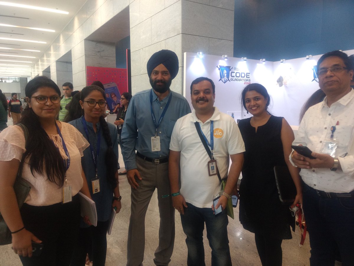 Jio Careers tweet media