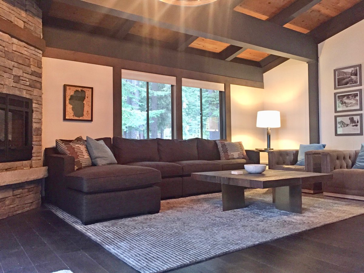 pillowsNcreate's tweet photo. Johnston’s residence remodel. Cabin in the Tahoe area. #homedesign #decor #interiordesign  #remodel https://t.co/QUI5LNHwNo