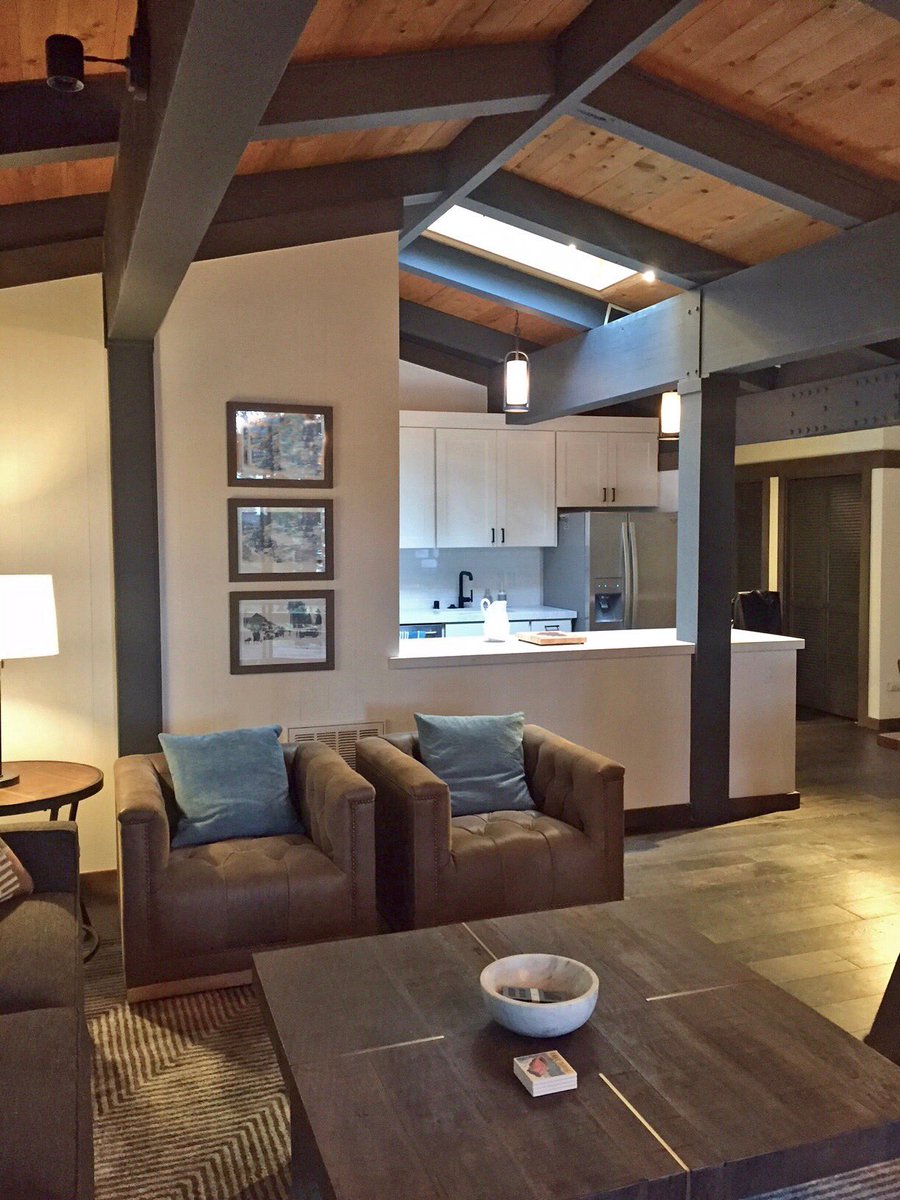 pillowsNcreate's tweet photo. Johnston’s residence remodel. Cabin in the Tahoe area. #homedesign #decor #interiordesign  #remodel https://t.co/QUI5LNHwNo