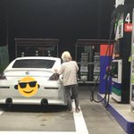 その組み合わせかよwかっこいいZに乗っていたのは白髪の老人ｗ