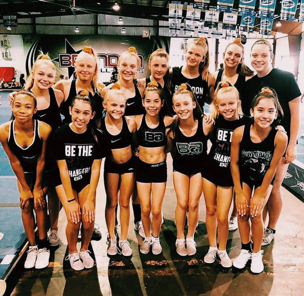 hayleypollardd's tweet photo. Super excited to push myself and learn new things this season! Can’t wait to compete with such amazing athletes:)) love my team🅱️🅰️ #baeveryday @Brandon__Fire 🔥 https://t.co/2mjjcalHtN