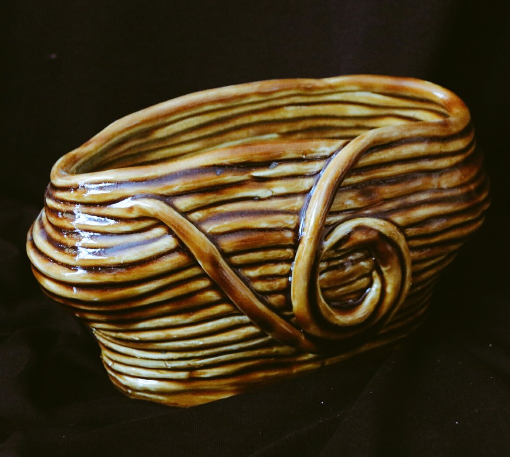 Fulyacan70's tweet image. İlklerden bi çalışma..Sırının rengini, renginin sırrını sevdiğim ..
#seramik #keramic #ceramic #çamur #sır