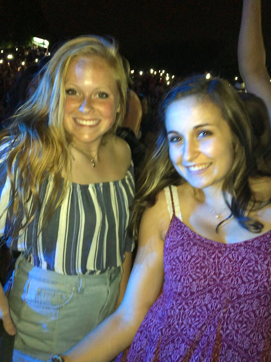 MayaGilgenbach's tweet photo. Happy birthday to my workout partner and best friend! Words cannot describe how grateful I am to have had you by my side over these many years! Love you so much Soph❤️ https://t.co/n70K13Zcoj