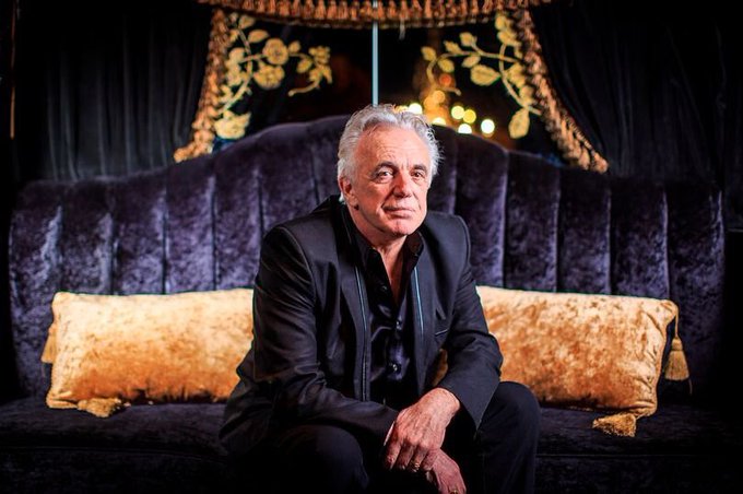 View image on Twitter