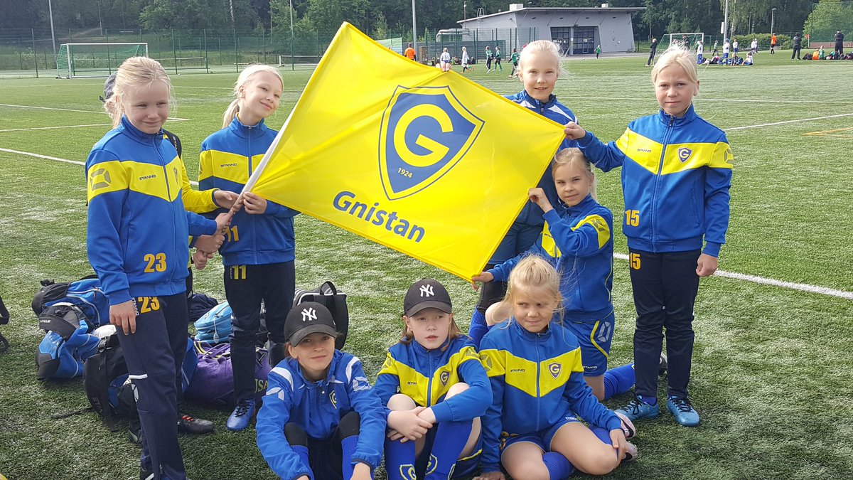 gnistant0809's tweet photo. Ilmassa on suuren urheilujuhlan tuntua! @stadicup #ifgnistan1924 #gnistant0809 #kannustamua https://t.co/F3vV9UMN6g