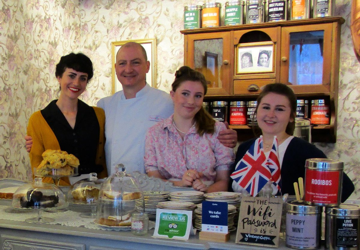 <a href="/RoseOliveTea/">Rose & Olive</a> room in #Uckfield High Street will be helping to raise money for <a href="/alzheimerssoc/">Alzheimer's Society</a> Cupcake Day on the 14th June