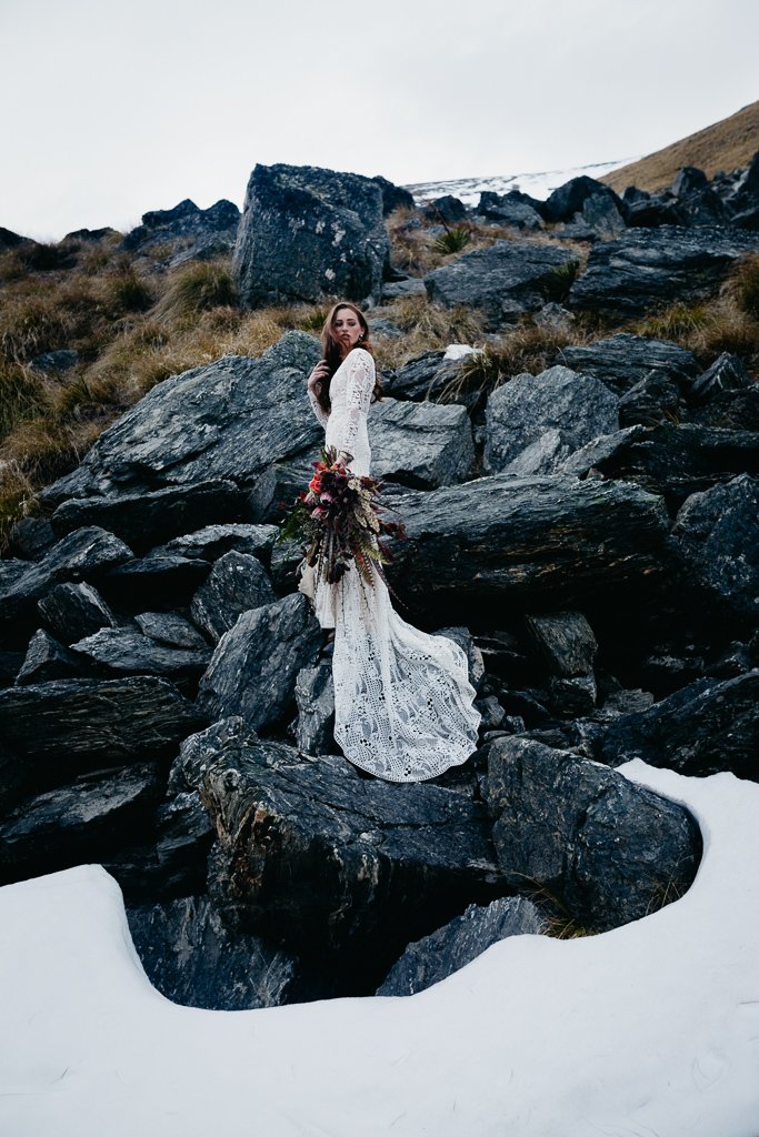 #Queenstownphotoshoot #nz #newzealand #newzealandphotographer #editorialphotography #fashionphotography #mountaintops #bridalfashion #destinationwedding #ethereal #boholuxe