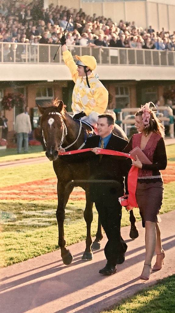 vmsamba's tweet photo. Throw back.. 2004 Stradbroke winner Thorn Park. Hoping his lookalike son Spieth can also secure the elusive G1 in Bris premier race.

TP career ⬆️ (siring Ocean Pk &amp; Jimmy C) when died 2012, miss the handsome horse ❤️

#Spieth @BrisRacingClub @AquisFarm @lindsayparkrace https://t.co/bNVz9KtQ2a