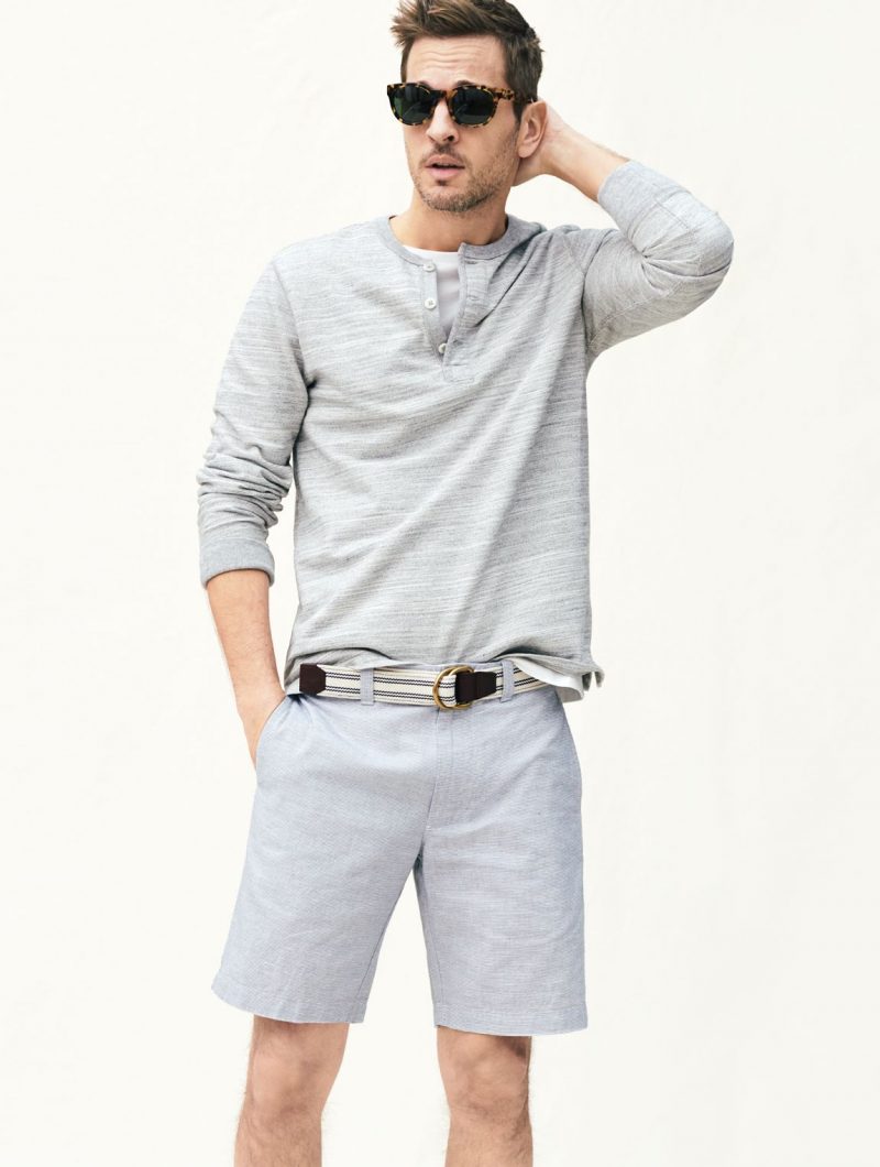 TheJooro's tweet image. New month, new you. Make a statement in these monochromatic look 😎
#afancyshop
#Fashionable #beyou  #style #Style2018  #Thursday