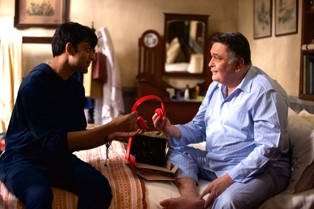 leenayadav's tweet photo. Funny, we live in the space age generation yet fail to communicate with people that matter the most? Experience the social journey of a father and son with Rajma Chawal, this 31st August! 
@chintskap #AnirudhTanwar @AmyraDastur93 @Aparshakti @SaarthiE  #RajmaChawalOn31stAugust https://t.co/G8oGaBLoTu