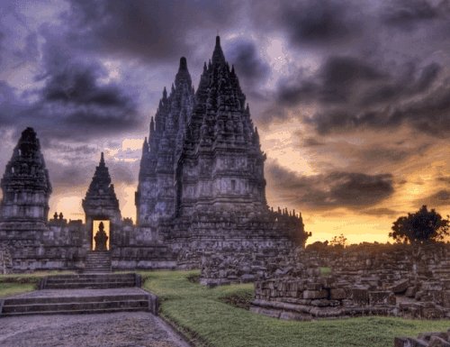 TubiPlatform's tweet photo. The Indonesia financial market regulator has cleared Cryptocurrencies to be traded as commodity. This is coming after four months of carefully studying the subject. #china #Indonesia #cryptocurrency https://t.co/PCR8yAPqrY