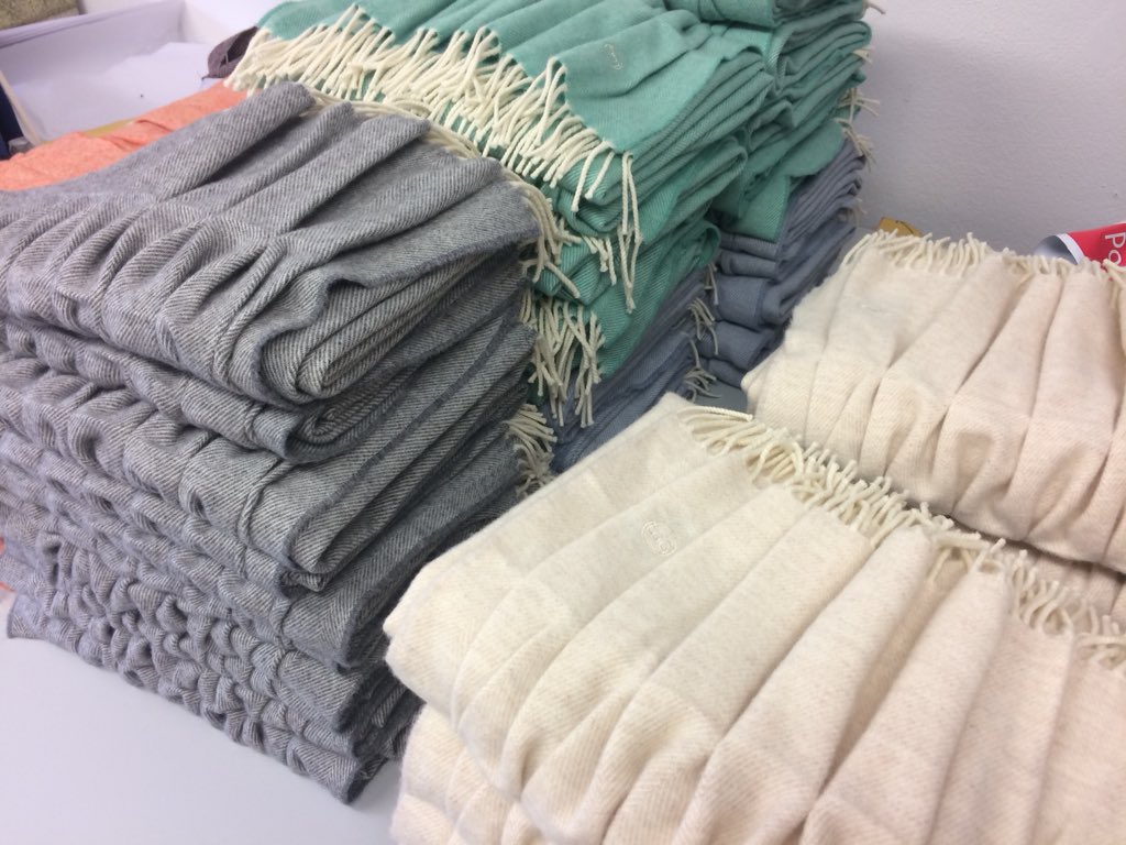 BernieMurphyID's tweet photo. And we’re off... Up with the dawn chorus this morning to get these Donegal Hand-pleated 100% Merino Lambswool wrap ready for despatch. #irishdesign #irishmade #handpleated #handcrafted #wearingirish #homelandscollection https://t.co/l53tnl2hT7 https://t.co/WXHjnLbT6k