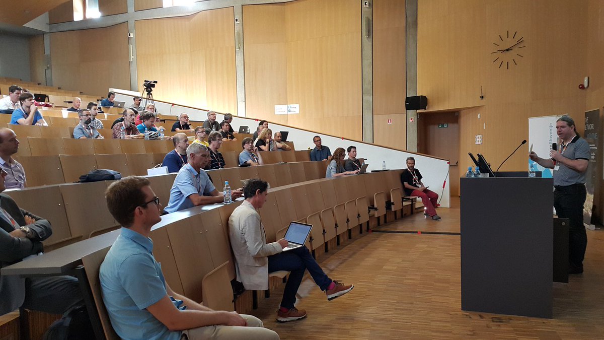 ArnesInfo's tweet photo. Začel se je #sinog. Vabimo vas na Biotehniško fakulteto. @nogslovenia https://t.co/hZDevaGxiA