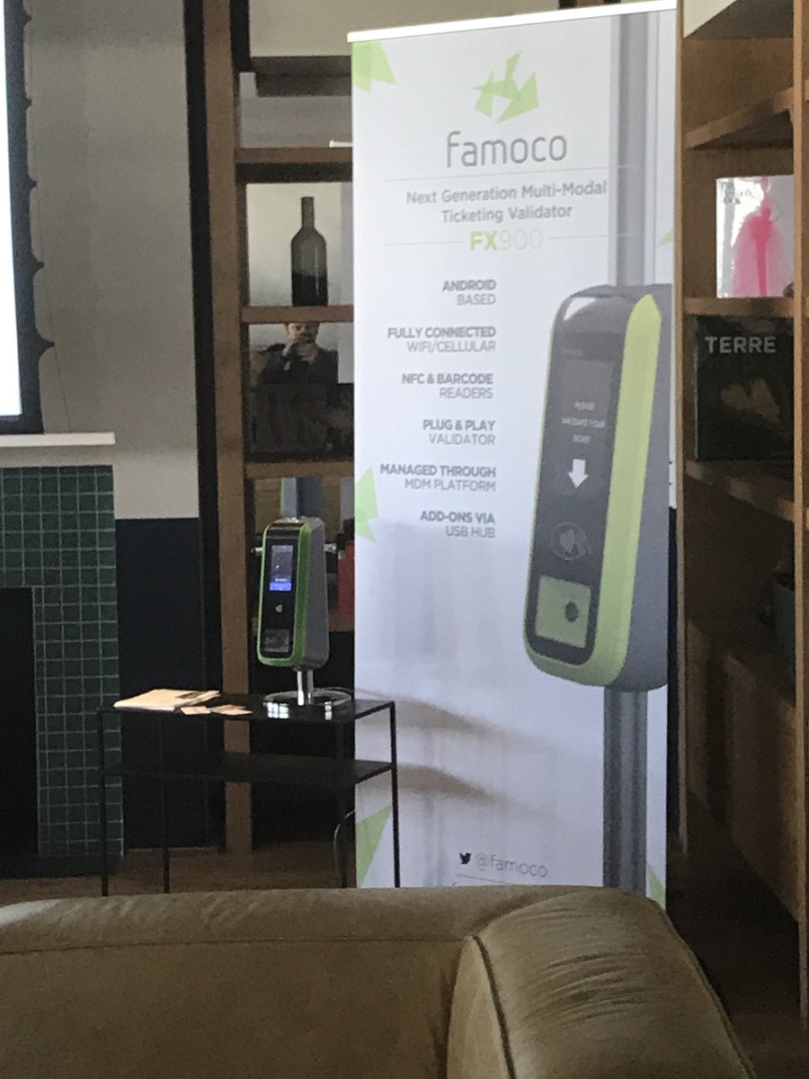 Hove_Mobility's tweet photo. Prit-dej de lancement en avant-première du valideur @famoco #FX900 @pacomelesage et @phbesan nous racontent la génèse de ce partenariat stratégique / solution #PlanBookTicket
#expérimentation #itération #industrialisation #ApprocheModulaire #évolutive
#TransportPublic2018 https://t.co/ljFdky4rQv