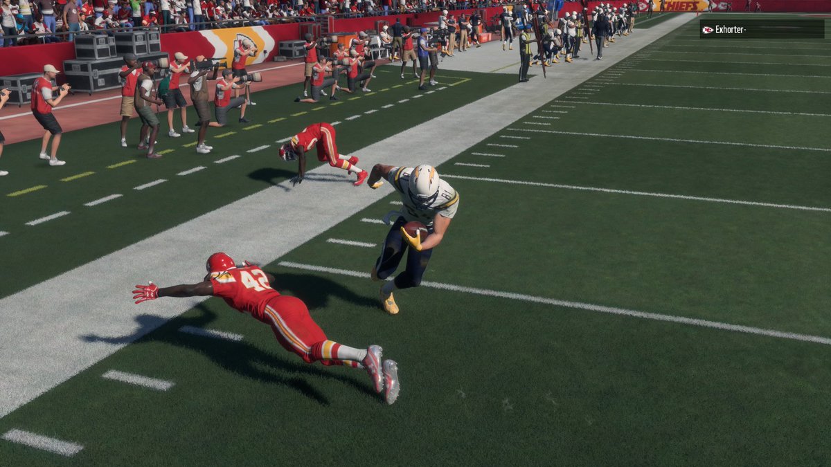danialbe23's tweet photo. The disrespect @anzac_CFM #AMLoffense #2ndstringwho #LAChargers Week 17 #Juke #AMLpic  #PS4share https://t.co/R31VlETGMB