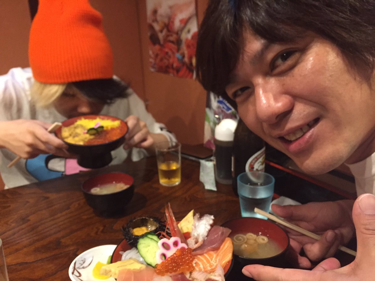 ヒロシ ロットングラフティー カズオミと金沢で遅めのランチ めちゃ美味い 明日のライブ頑張れる ちなみにカズオミにおごってもらったのです ヒロシ ロットングラフティー カズオミと金沢で遅めのランチ めちゃ美味い 明日のライブ頑張れる ちなみにカズオミにおごってもらったのです