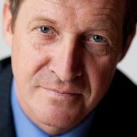 FINATcom's tweet photo. FINAT president Chris Ellison welcomes this year's delegates, followed by TV commentator &amp; spokesman of former British PM T. Blair, Alastair Campbell. Alistair will address the proverbial ‘elephant in the room’, as the Brexit negotiations are approaching the deadline of March19 https://t.co/TX4qC2IjyJ