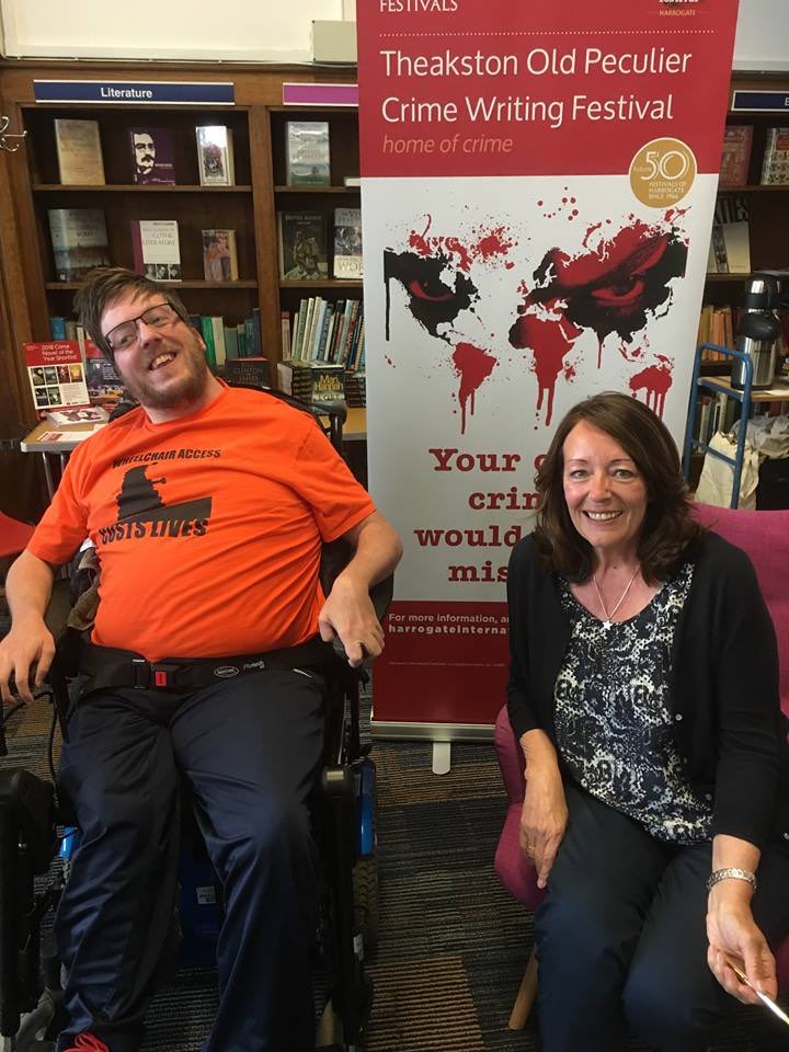 mariwriter's tweet photo. Great to see @HawleyReviews at the @SheffLibraries event yesterday. Check out his blog. #BigRead2018 @HIFBigRead https://t.co/vSHeJnTb2n