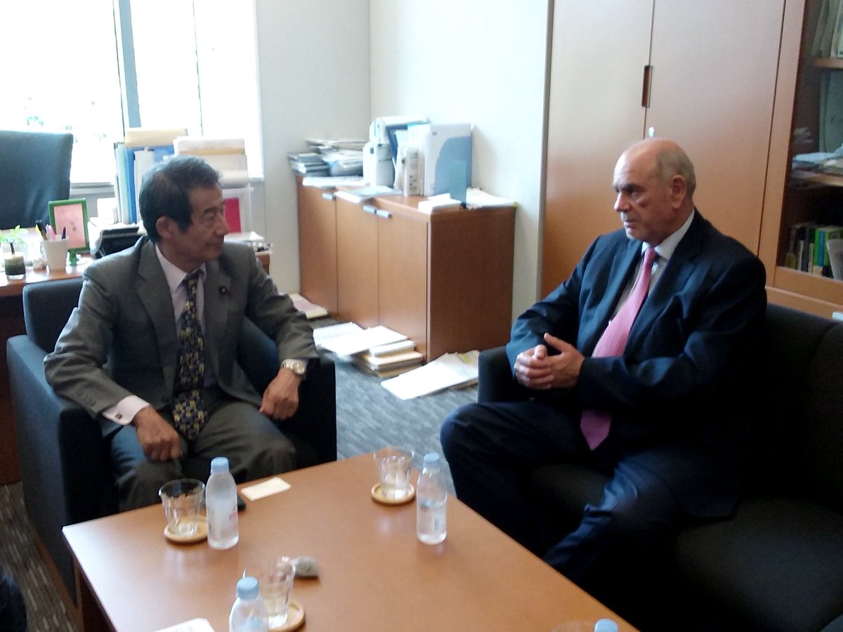 Richard Yung On Twitter Cet Apres Midi Je Me Suis Entretenu Avec Le Senateur Yuichi Mayama Pdc Qui Milite Ardemment Pour L Introduction De La Garde Alternee Dans Le Droit Japonais Https T Co 44ecnfmhil