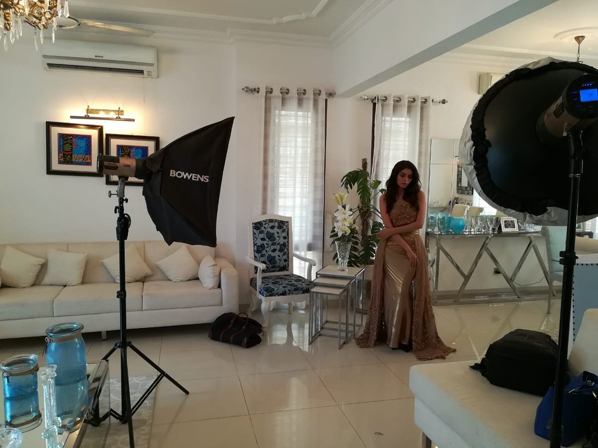 WajoodTheFilm's tweet photo. Bts from Saeeda Imtiaz's photoshoot at Jawed Sheikh's residence.
#WajoodtheFilm #JawedSheikhFilms #JawedSheikh #DanishTaimoor #SaeedaImtiaz #AditiSingh #Shahid #NadeemBaig #AliSaleem #FarihaAltaf #AsadMehmood #FaizaKhan #ShaheenKhan 
#MomalSheikh #ShahzadSheikh #BBPR https://t.co/wAjveXsQzd