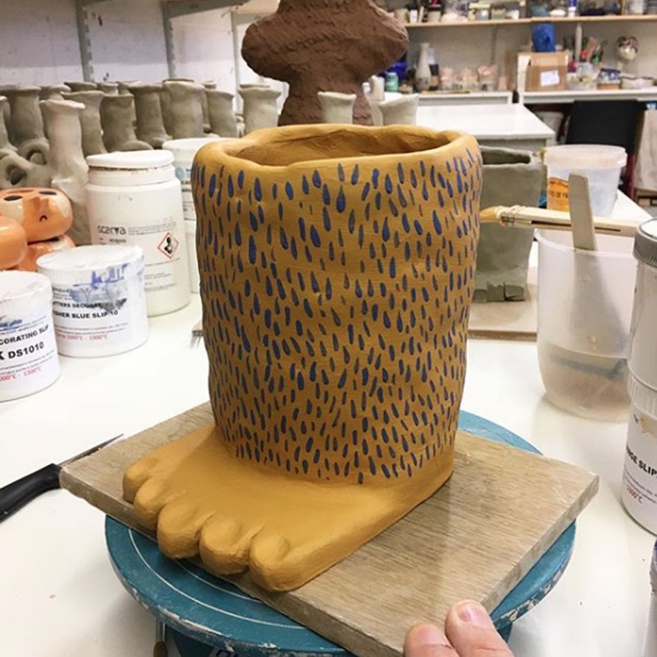 HackneyFlea's tweet image. Independent Ceramics Market - showcasing at @L_D_F #ldf2018 Sunday 23rd September at #hackneyartscentre More details here bit.ly/2L81JAc     The ideal location for discovering a new wave of early career, and some more established ceramic artists #ceramics #newclaywave