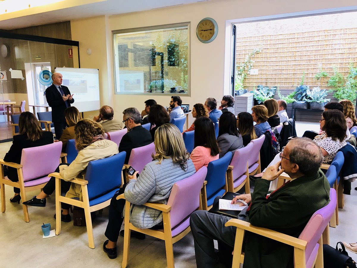 En el desayuno con <a href="/Sensovida/">Sensovida</a> y <a href="/aging2madrid/">Aging2.0 | Madrid</a> hablando sobre #innovación en la atención a #personas en #residencias