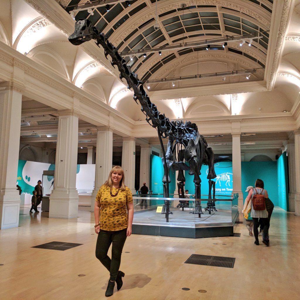 AmandaThurlow's tweet photo. It's the big guy's big day! @DippyOnTour will be guest of honour at his 1st shared dinner event tonight @BM_AG in #Birmingham. Who'll be enjoying the Jurassic drinks & Cretaceous dinner? Find out more on my blog https://t.co/6D3VAS05RD π¦ #DippyOnTour #DinewithDippy #Birmingham https://t.co/f5xR1QJMYs